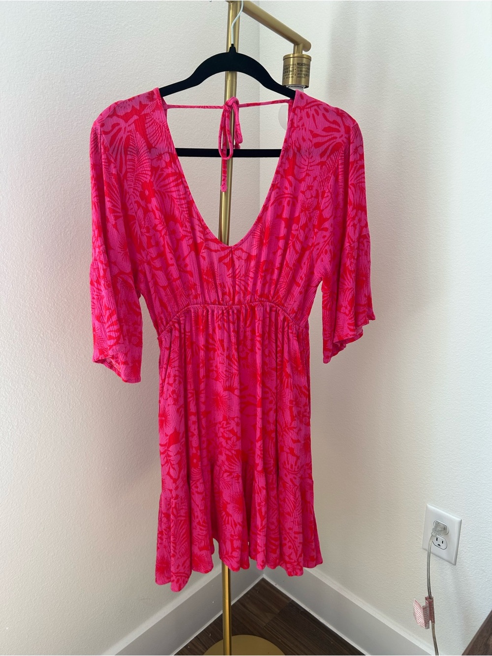 Raisins Hot Pink Floral V-Back Mini Dress